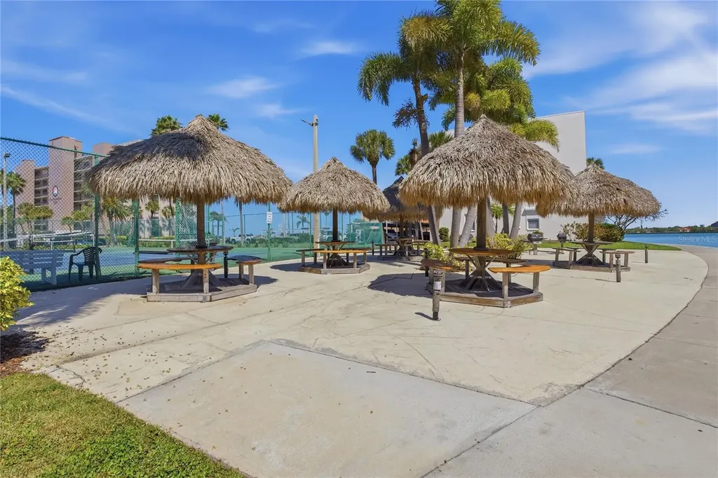7540 Bay Island Drive S South Pasadena FL 33707