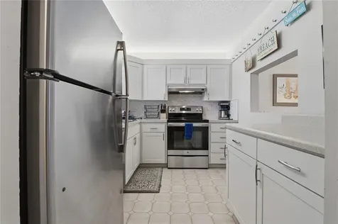 7540 Bay Island Drive S South Pasadena FL 33707