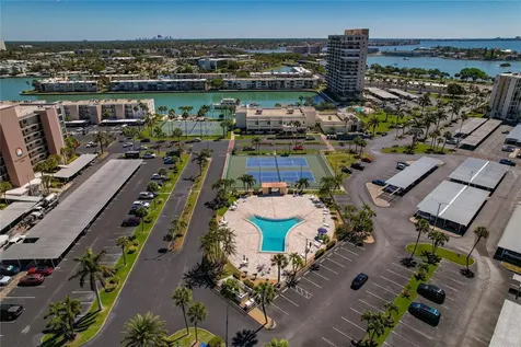 7540 Bay Island Drive S South Pasadena FL 33707