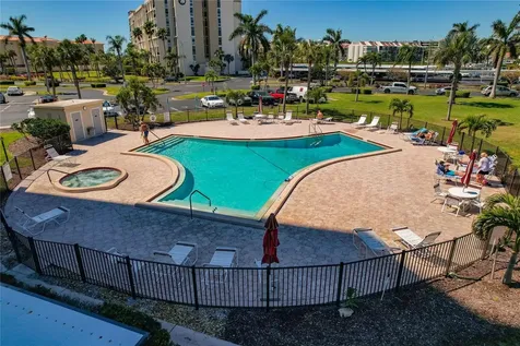 7540 Bay Island Drive S South Pasadena FL 33707