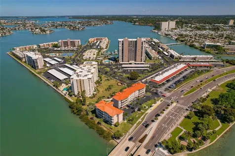 7540 Bay Island Drive S South Pasadena FL 33707
