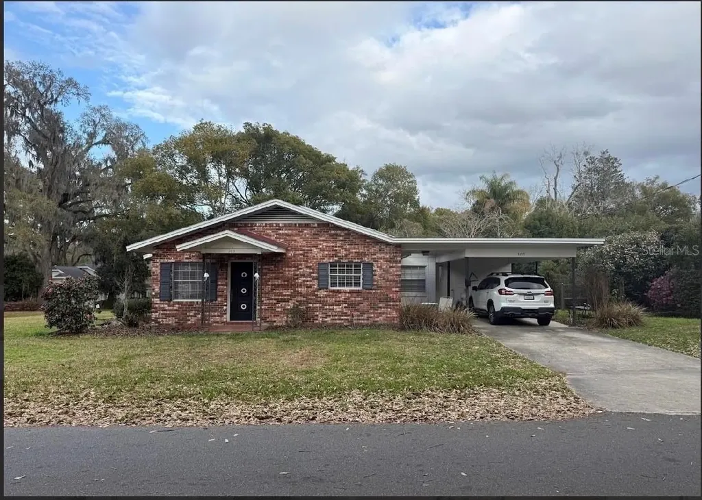 305 SE 10th Avenue Ocala FL 34471