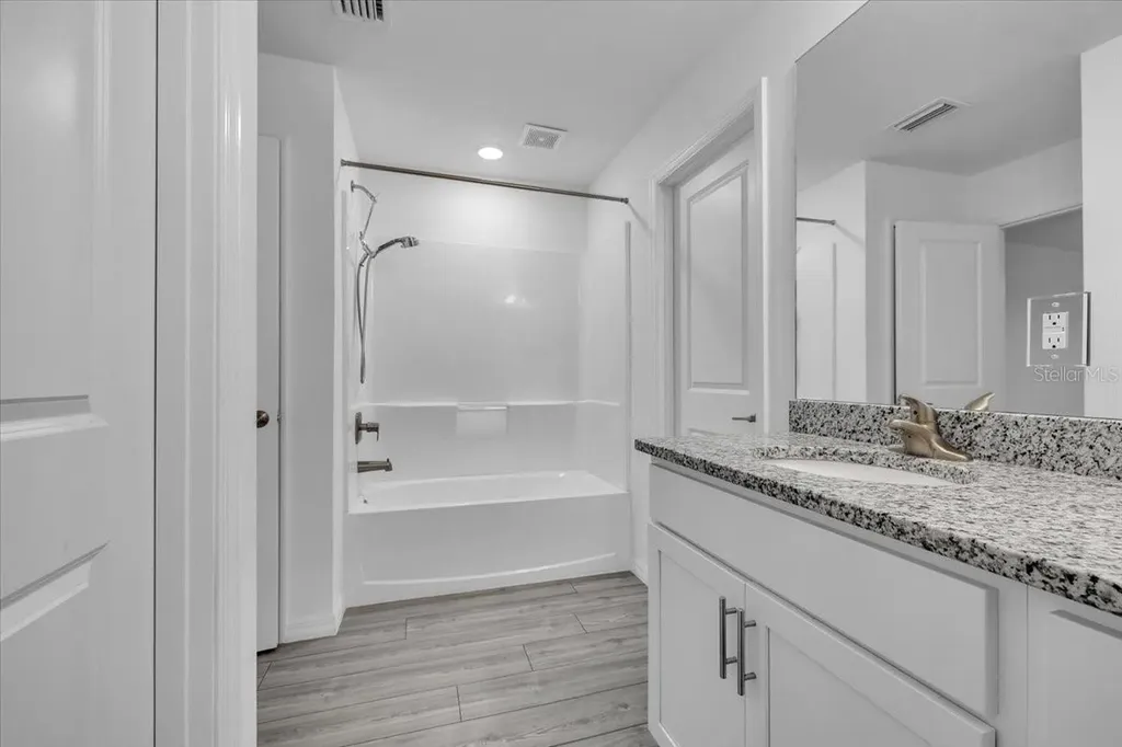 2816 NW 8th Place Cape Coral FL 33993