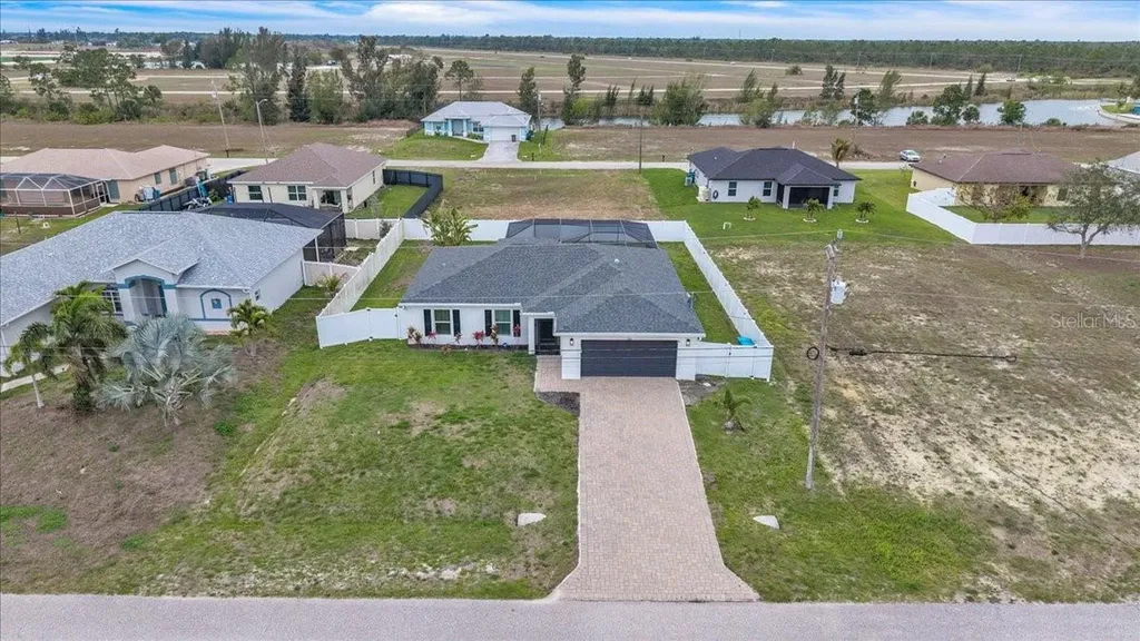 2816 NW 8th Place Cape Coral FL 33993