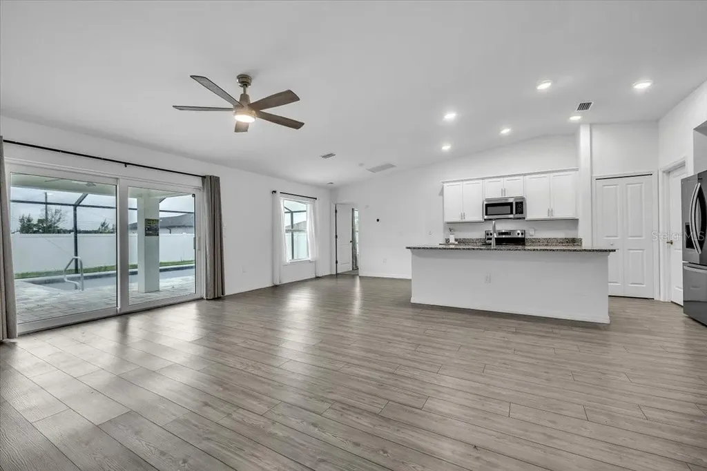 2816 NW 8th Place Cape Coral FL 33993