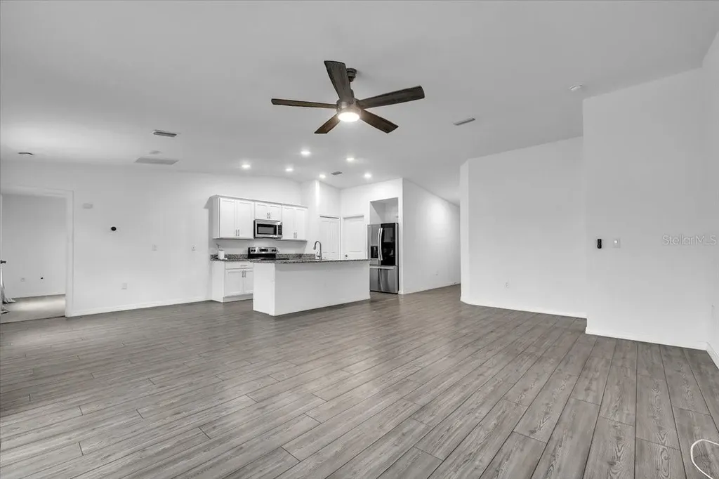 2816 NW 8th Place Cape Coral FL 33993