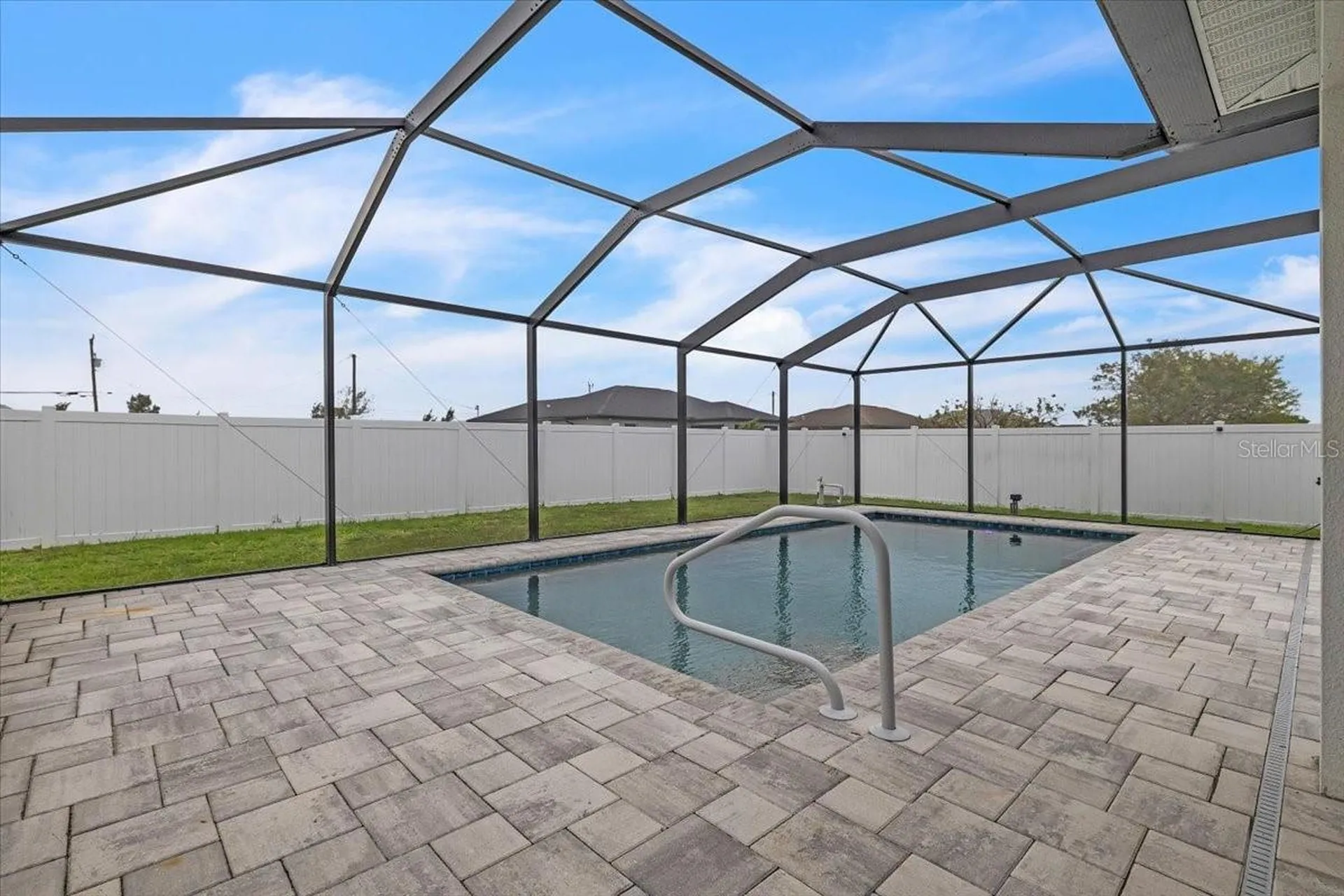 2816 NW 8th Place Cape Coral FL 33993