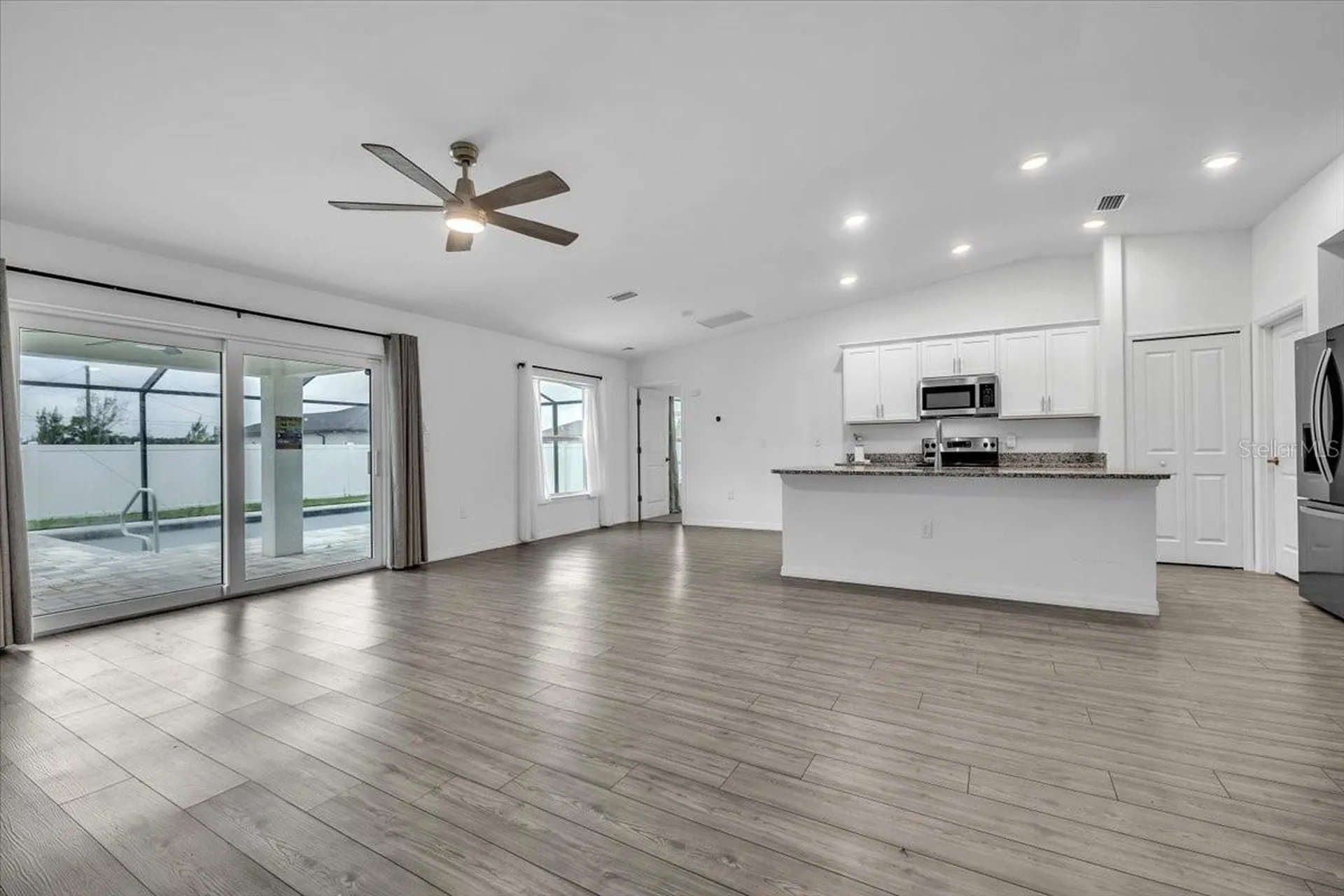 2816 NW 8th Place Cape Coral FL 33993