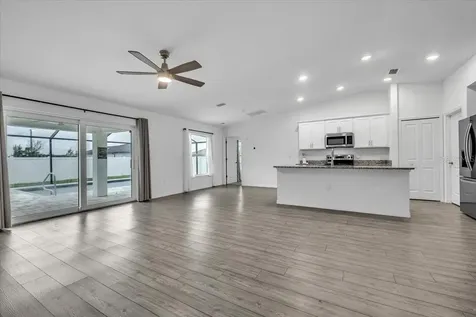 2816 NW 8th Place Cape Coral FL 33993