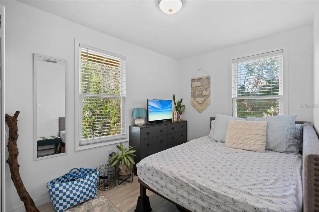 2915 Lynnhurst Street Sarasota FL 34239