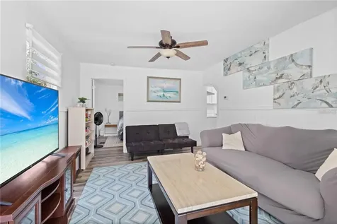 2915 Lynnhurst Street Sarasota FL 34239