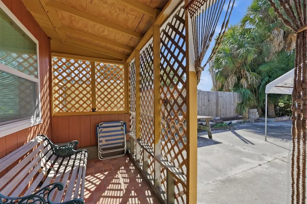 555 Artists Avenue Englewood FL 34223