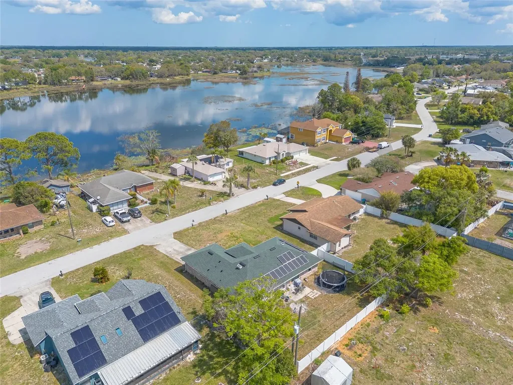 2431 Weatherford Drive Deltona FL 32738