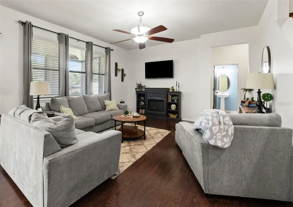 647 Alpine Thistle Drive Brooksville FL 34604