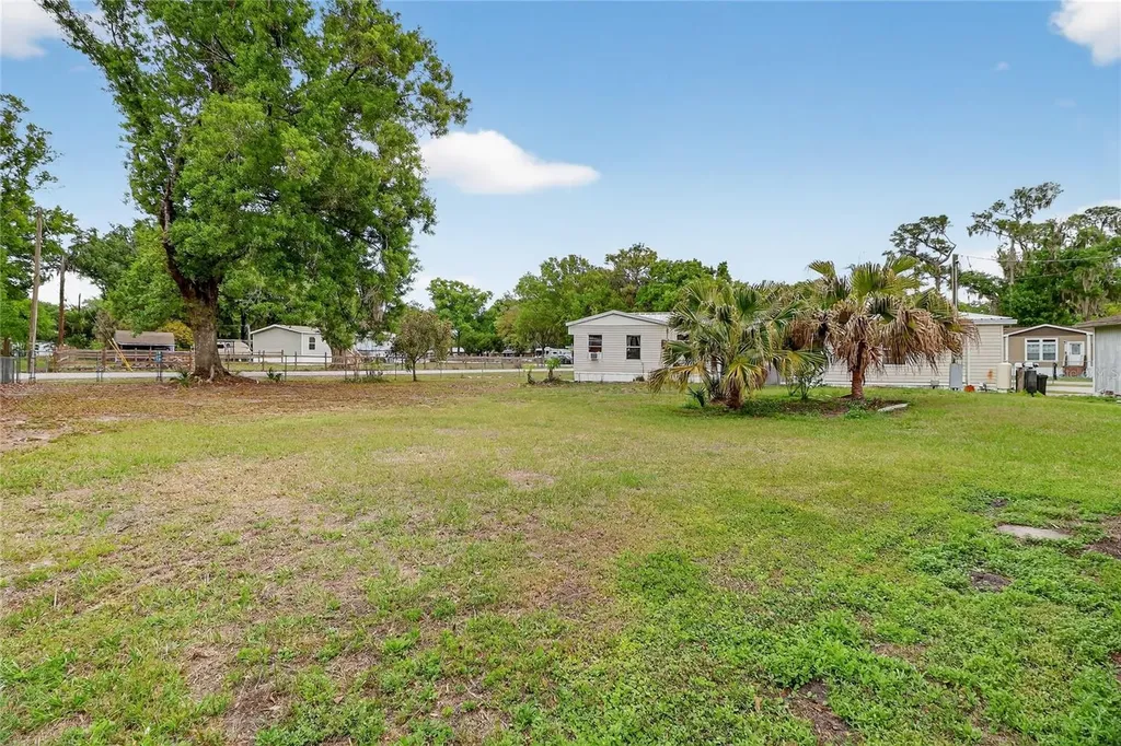 4710 Village Drive Lakeland FL 33811