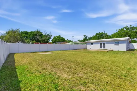 3916 Iowa Avenue W Tampa FL 33616