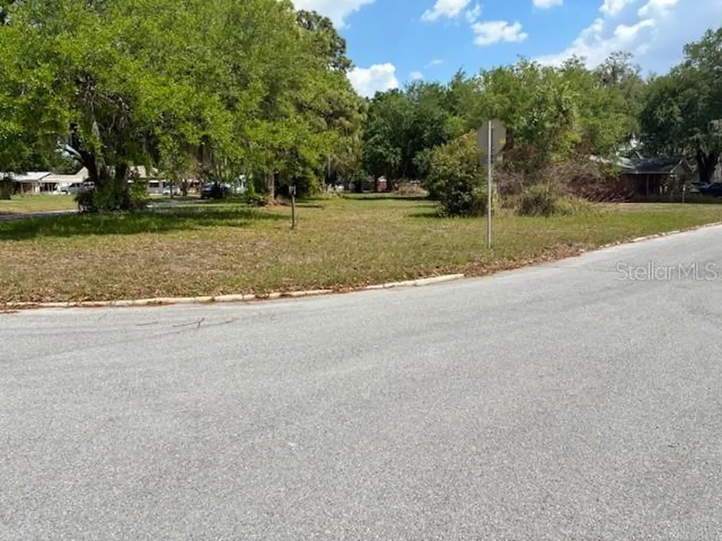 305 Elaine Drive Auburndale FL 33823
