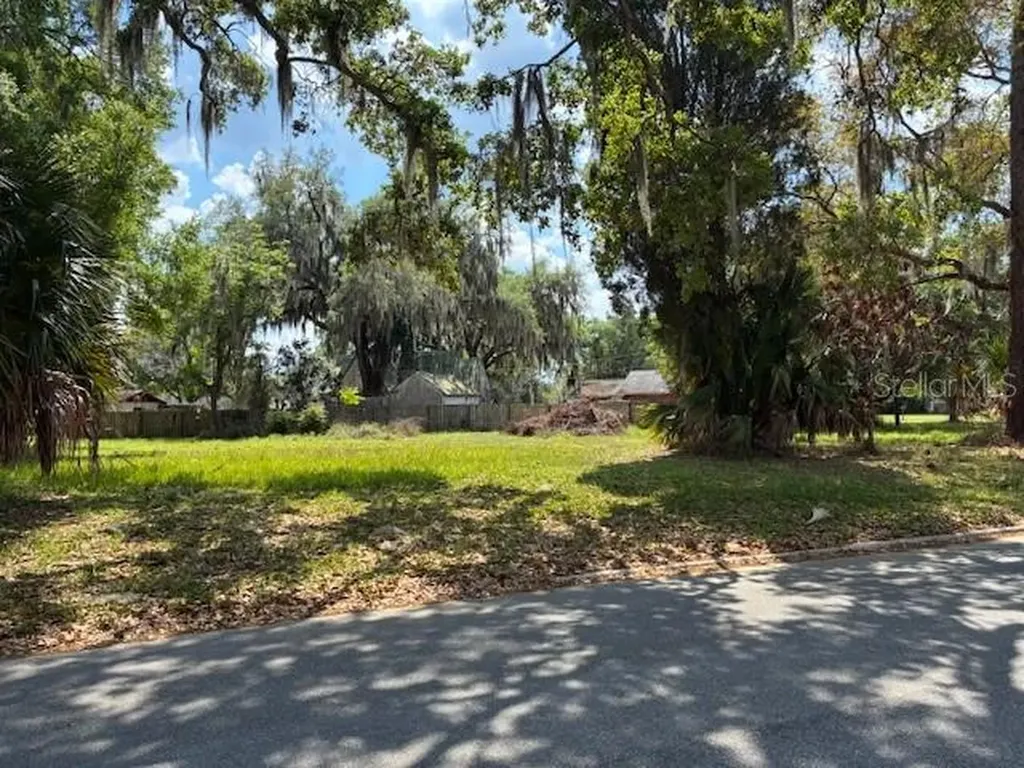 305 Elaine Drive Auburndale FL 33823