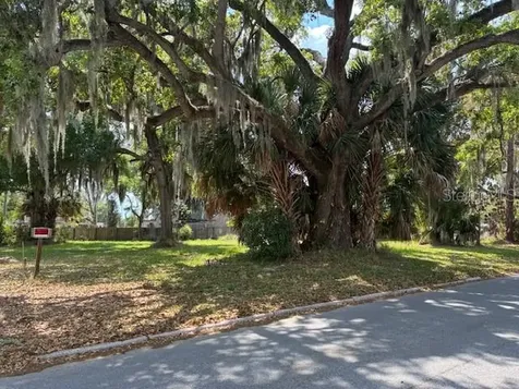 305 Elaine Drive Auburndale FL 33823