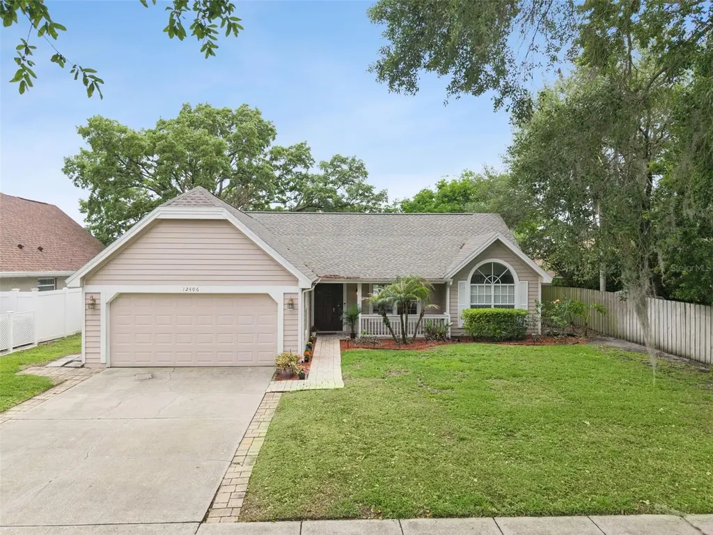 12406 Harney Drive Orlando FL 32828