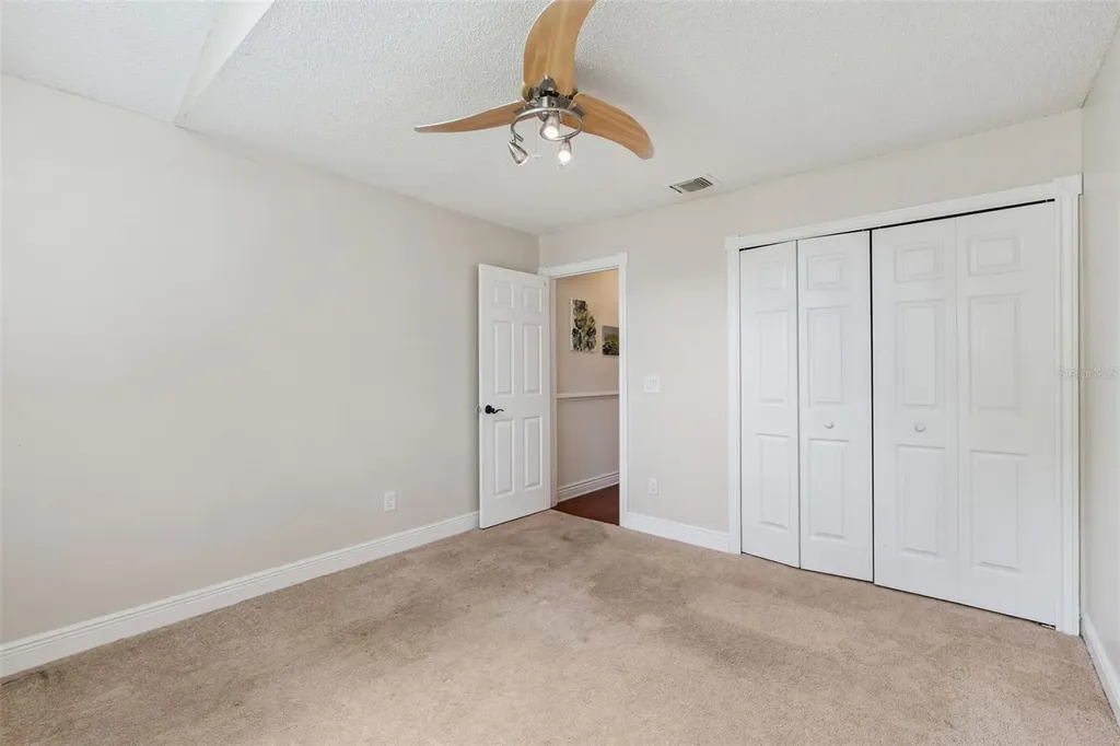 12406 Harney Drive Orlando FL 32828
