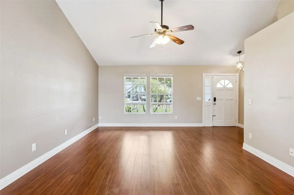 12406 Harney Drive Orlando FL 32828