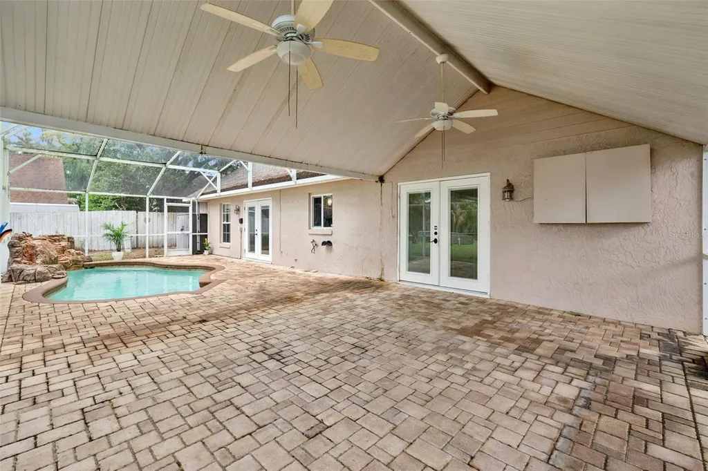 12406 Harney Drive Orlando FL 32828