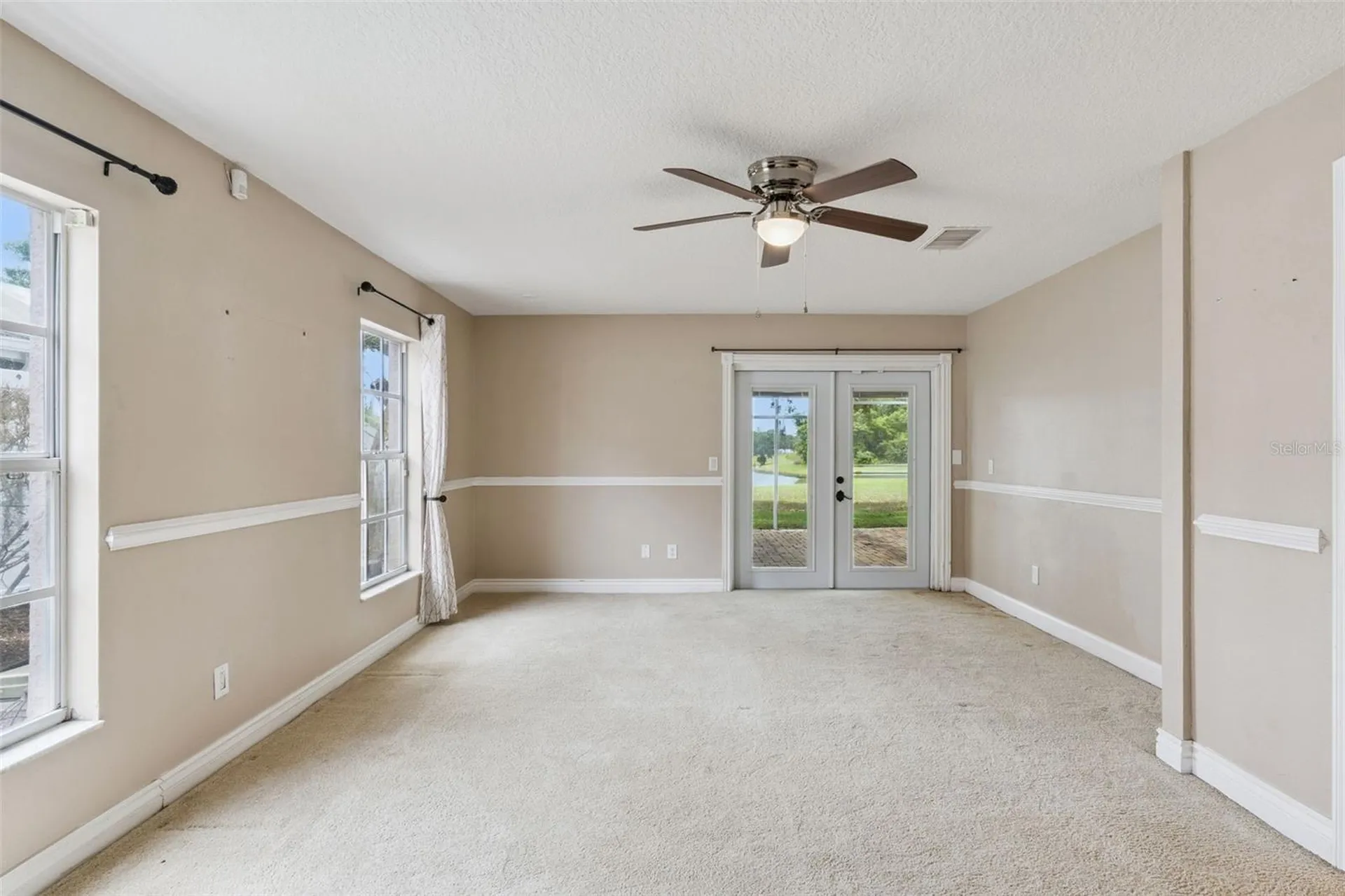 12406 Harney Drive Orlando FL 32828
