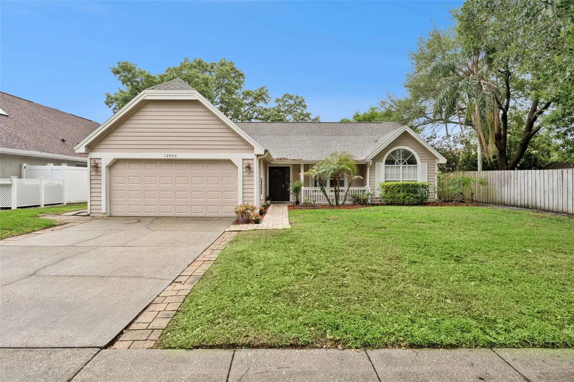 12406 Harney Drive Orlando FL 32828