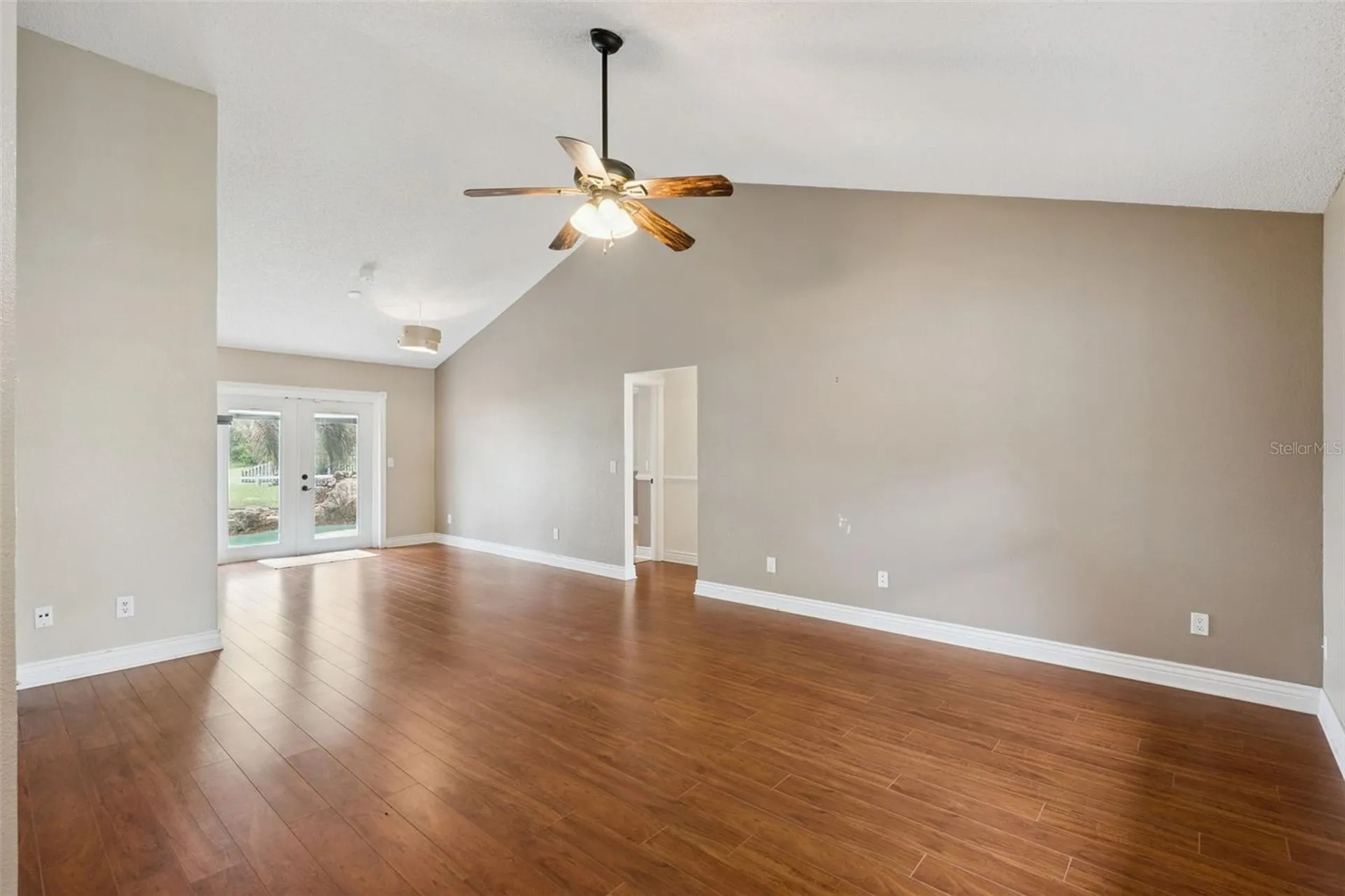 12406 Harney Drive Orlando FL 32828