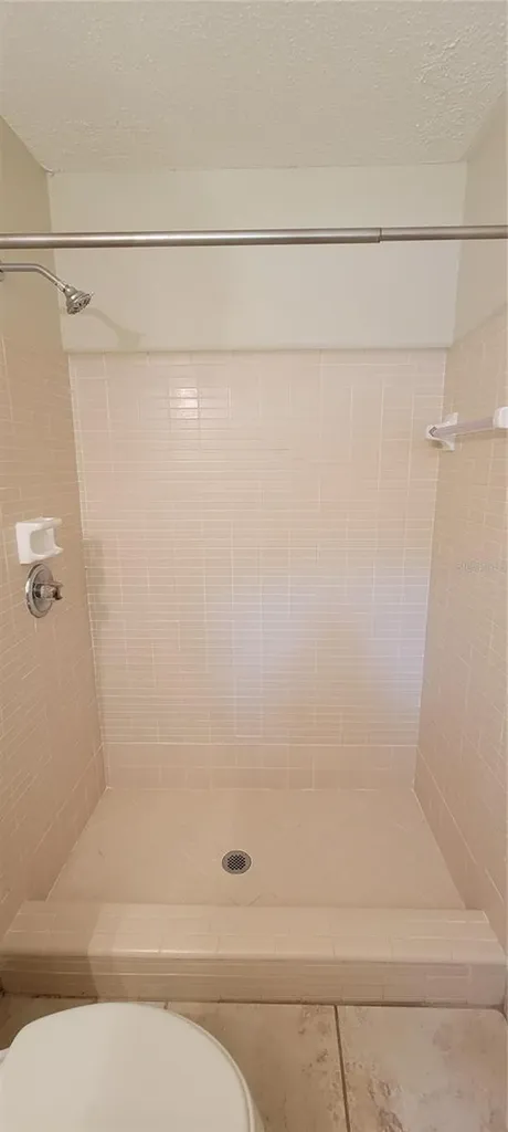 2220 NW 14th Avenue Gainesville FL 32605