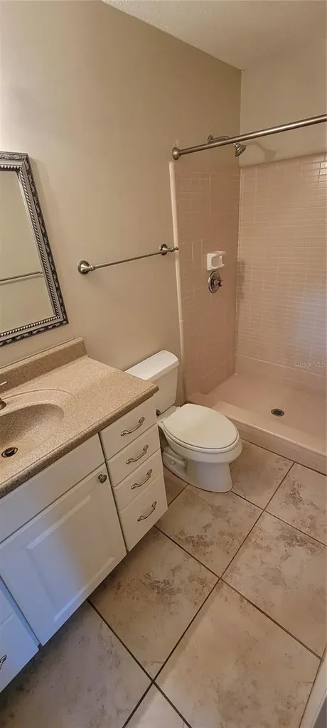 2220 NW 14th Avenue Gainesville FL 32605