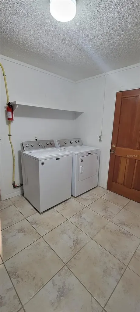 2220 NW 14th Avenue Gainesville FL 32605