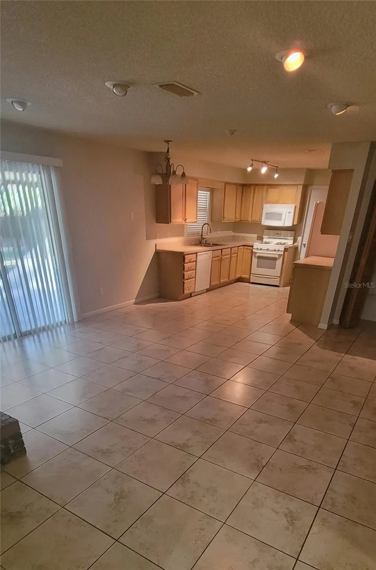 2220 NW 14th Avenue Gainesville FL 32605