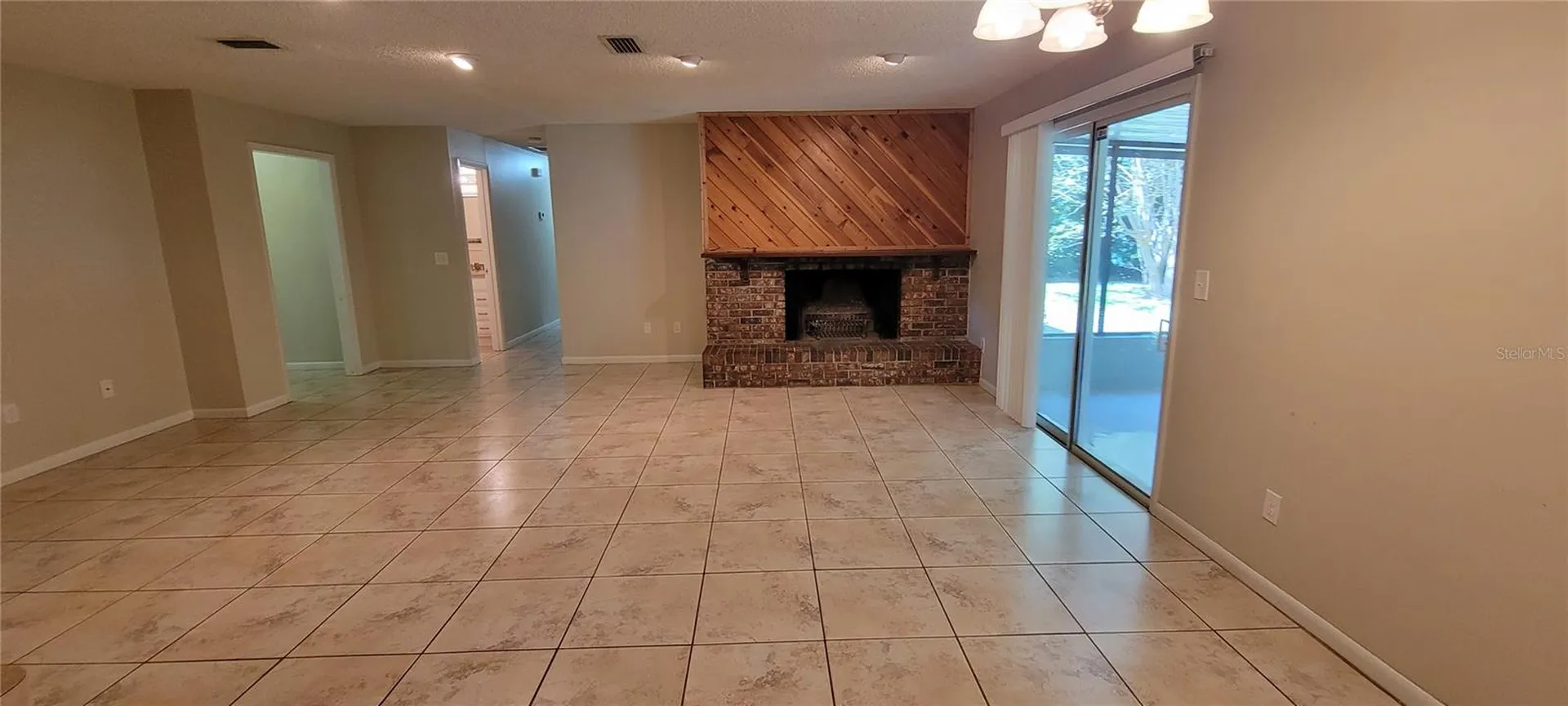 2220 NW 14th Avenue Gainesville FL 32605