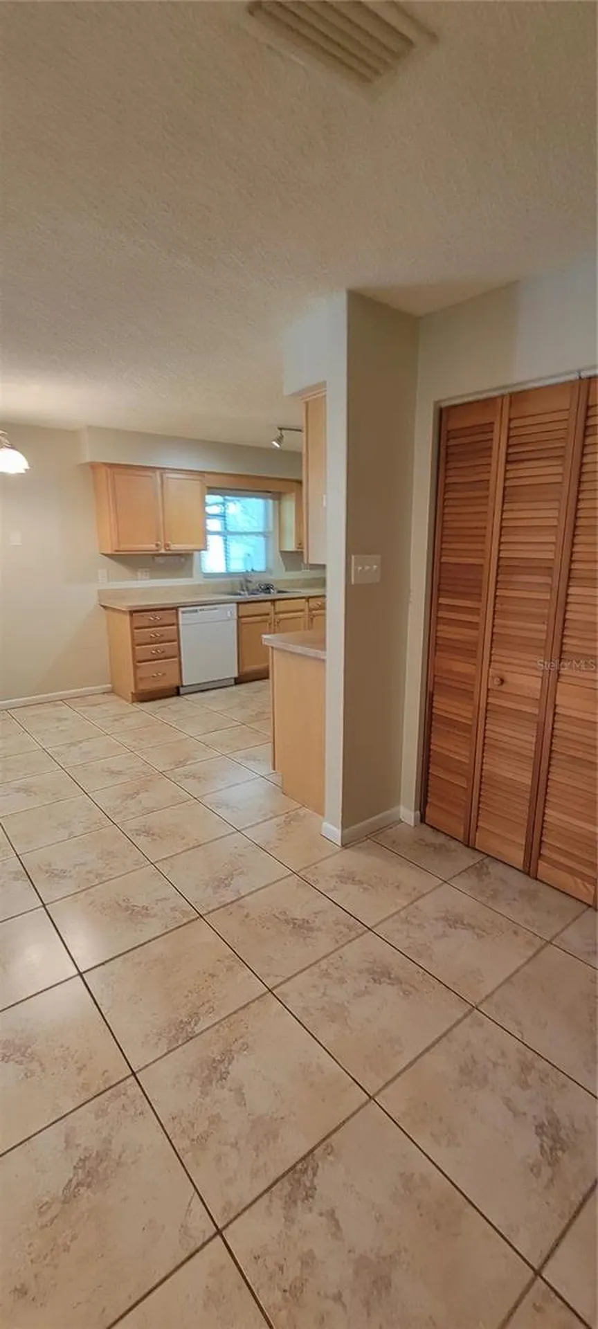 2220 NW 14th Avenue Gainesville FL 32605