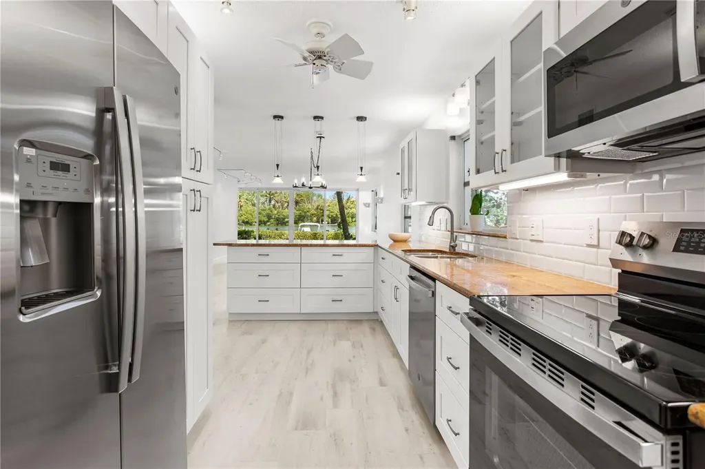 6700 Gulf Of Mexico Drive Longboat Key FL 34228