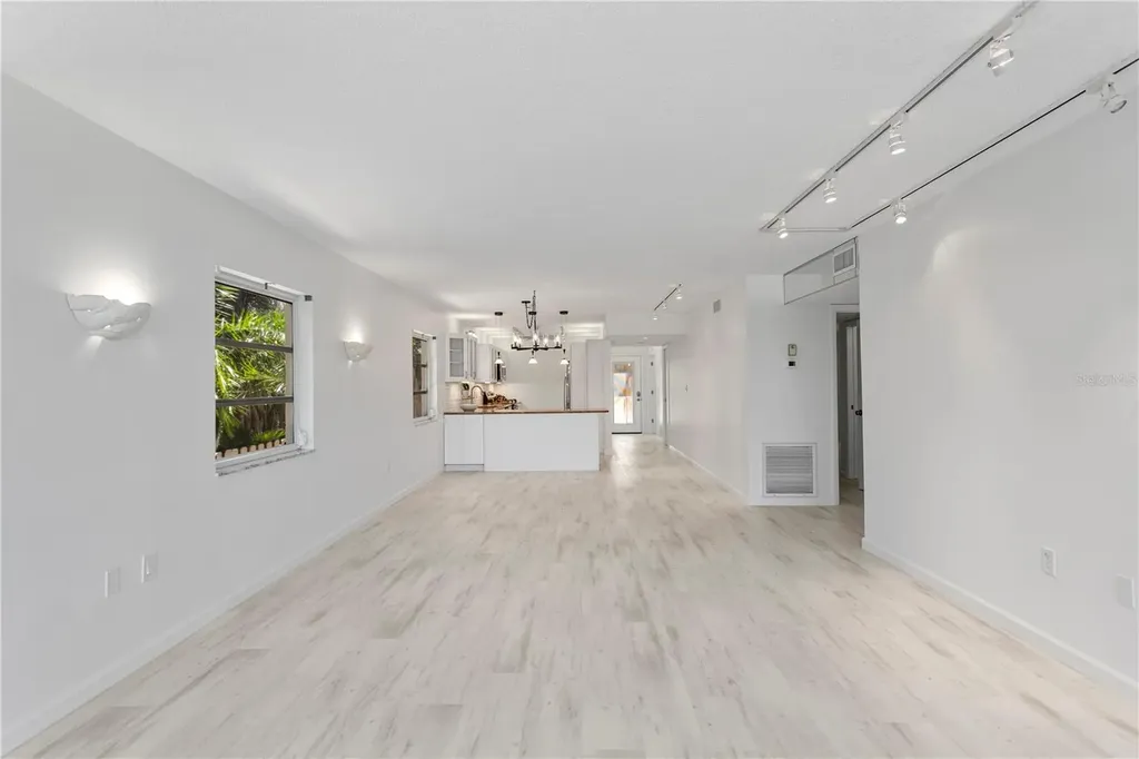 6700 Gulf Of Mexico Drive Longboat Key FL 34228