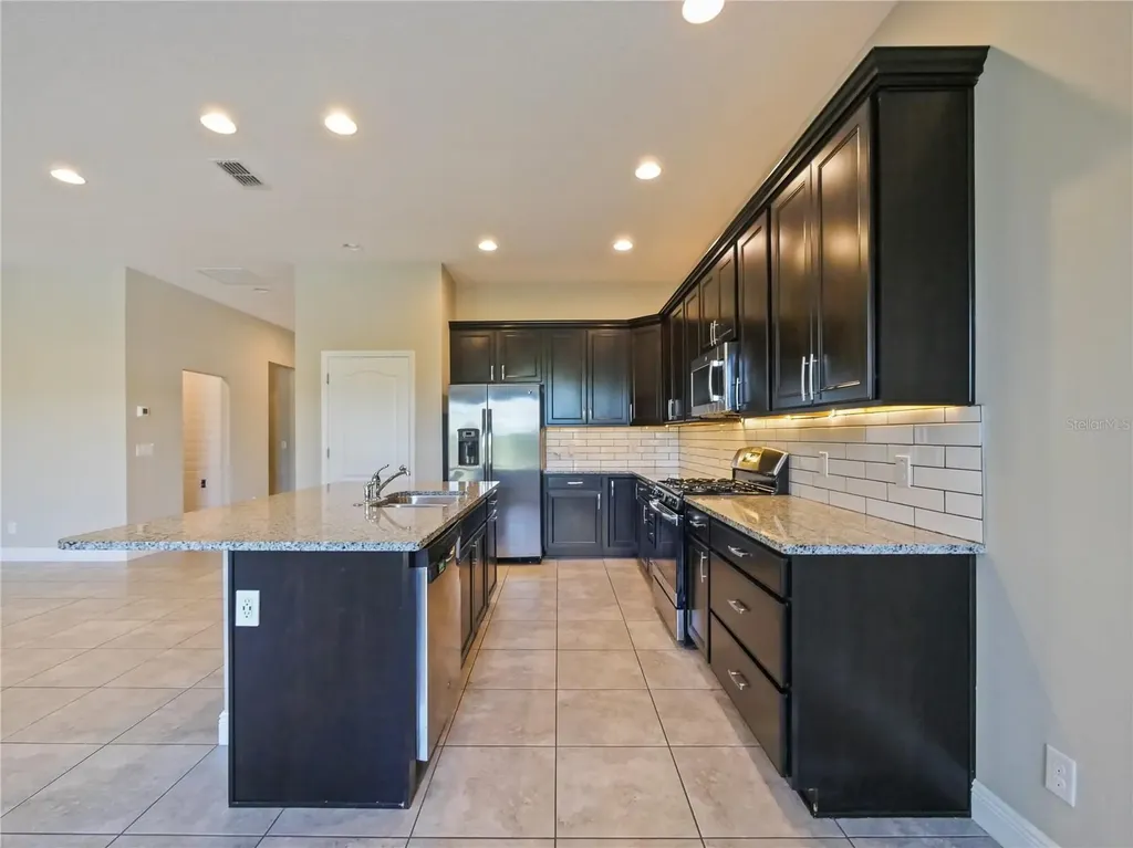 1064 Grand Hilltop Drive Apopka FL 32703