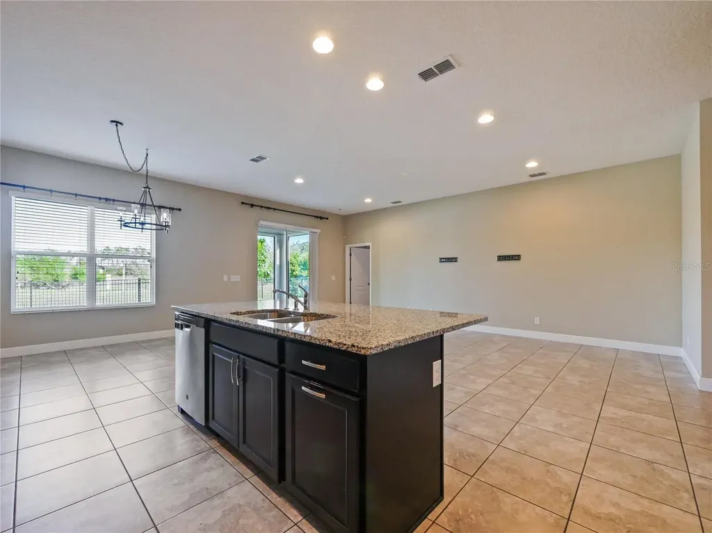 1064 Grand Hilltop Drive Apopka FL 32703