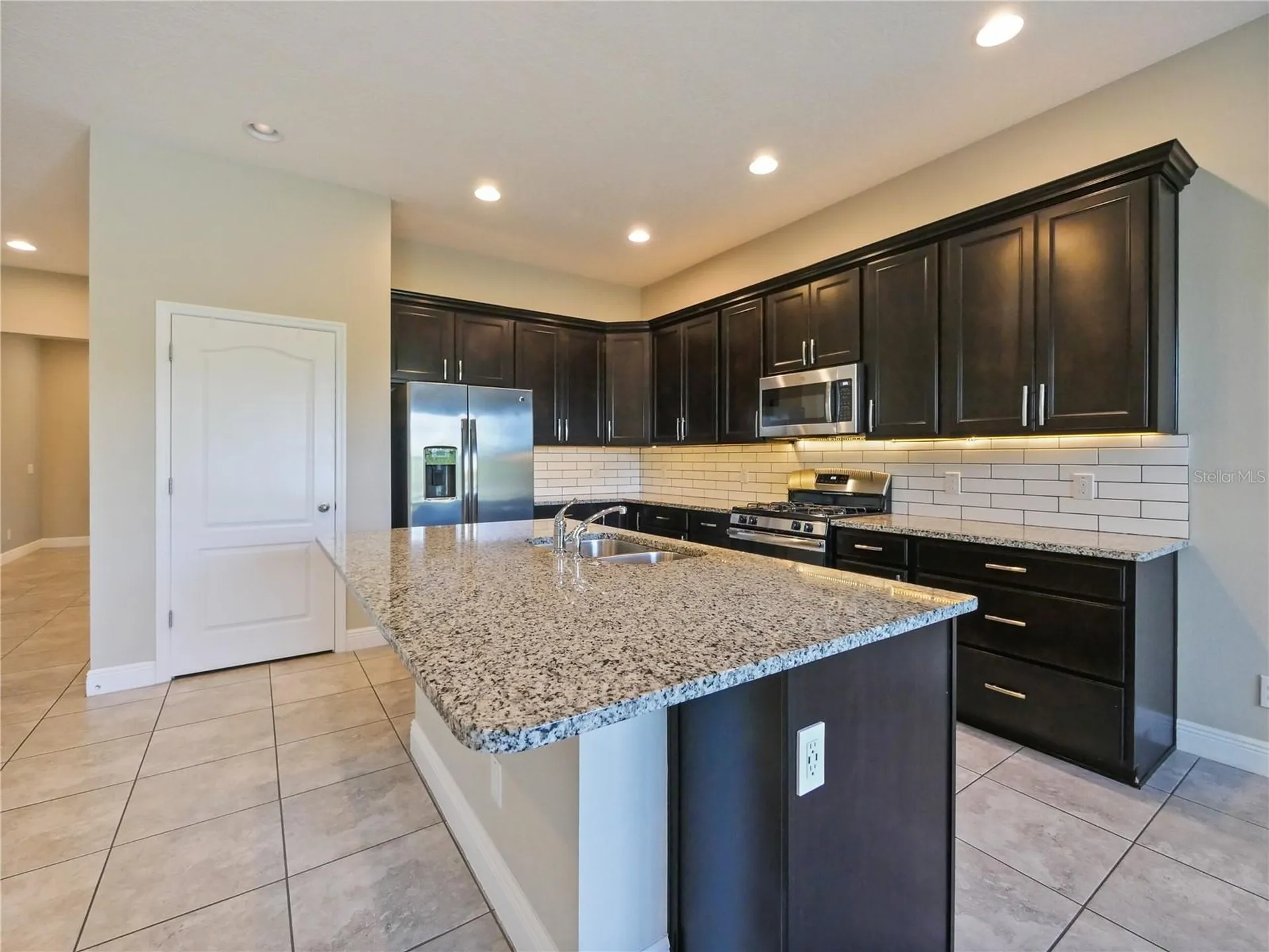 1064 Grand Hilltop Drive Apopka FL 32703