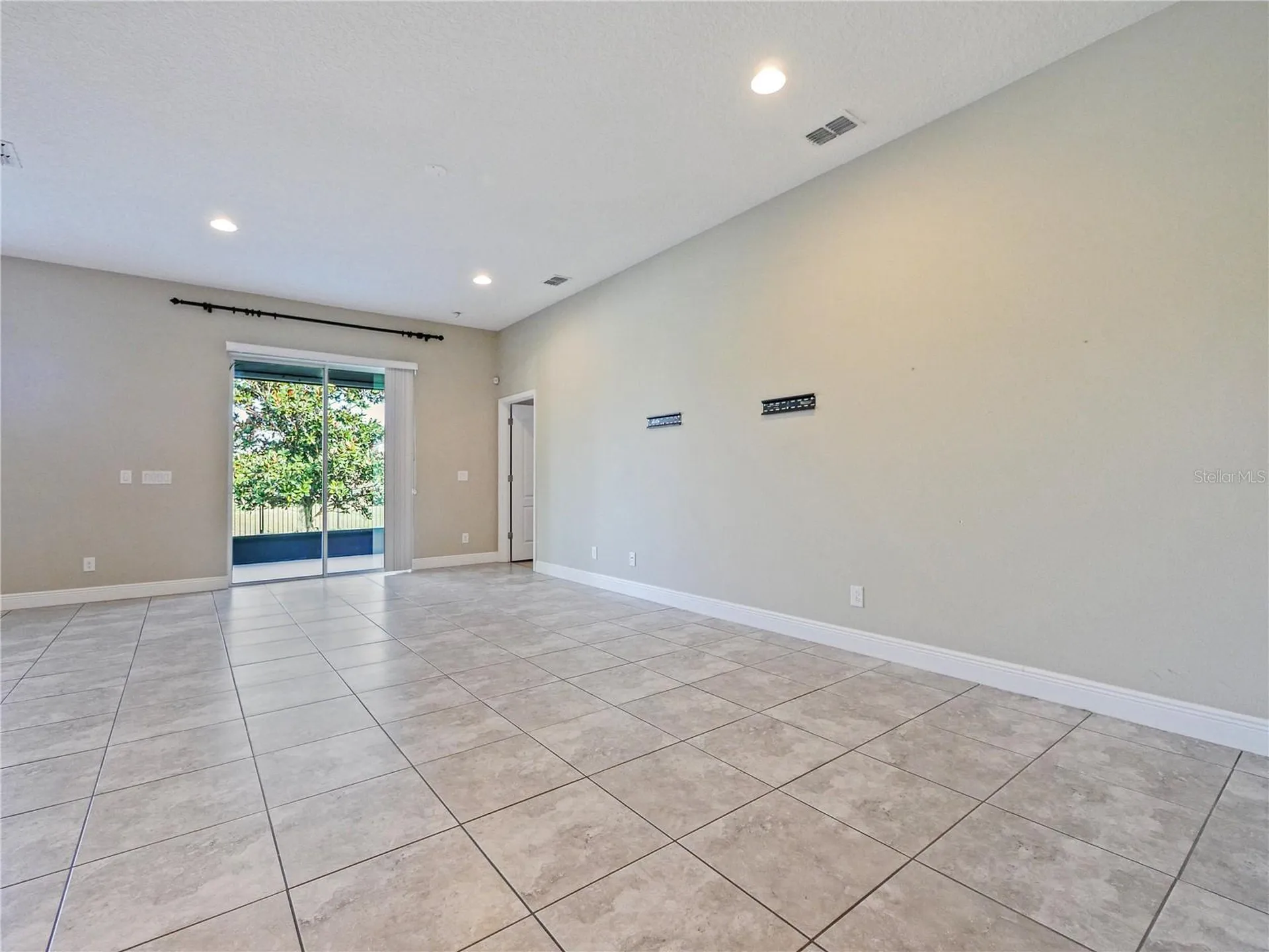 1064 Grand Hilltop Drive Apopka FL 32703