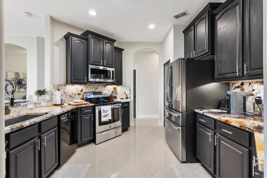 12114 Eagle Point Court Leesburg FL 34788