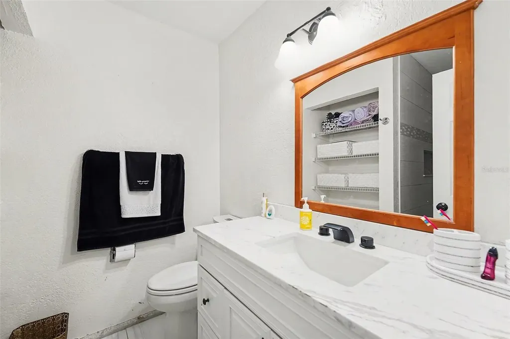 6490 Cape Hatteras Way NE St Petersburg FL 33702