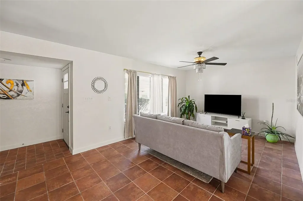 6490 Cape Hatteras Way NE St Petersburg FL 33702