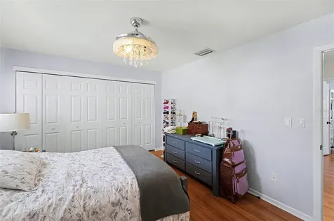 6490 Cape Hatteras Way NE St Petersburg FL 33702