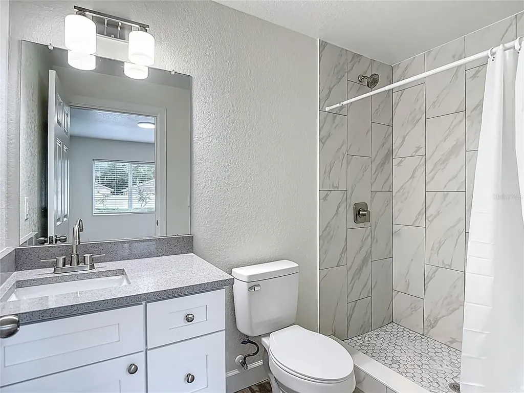 326 S Grosse Avenue Tarpon Springs FL 34689