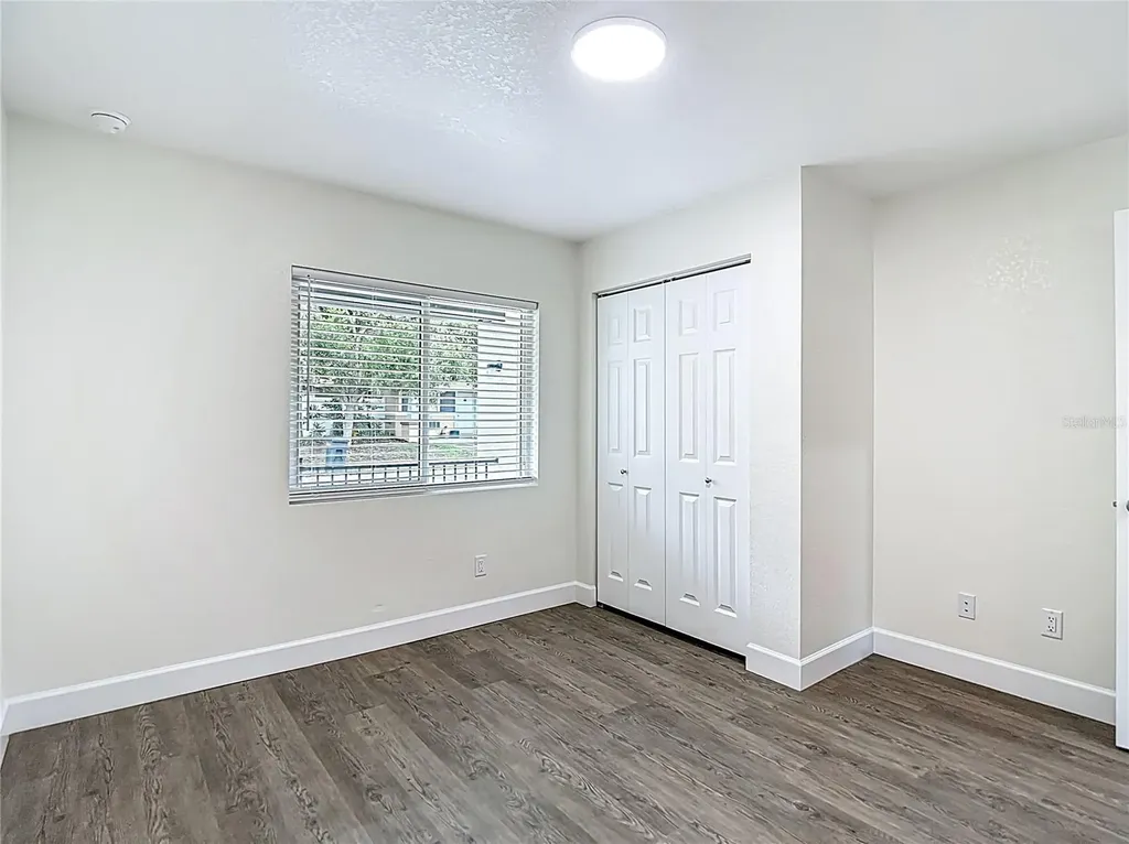 326 S Grosse Avenue Tarpon Springs FL 34689