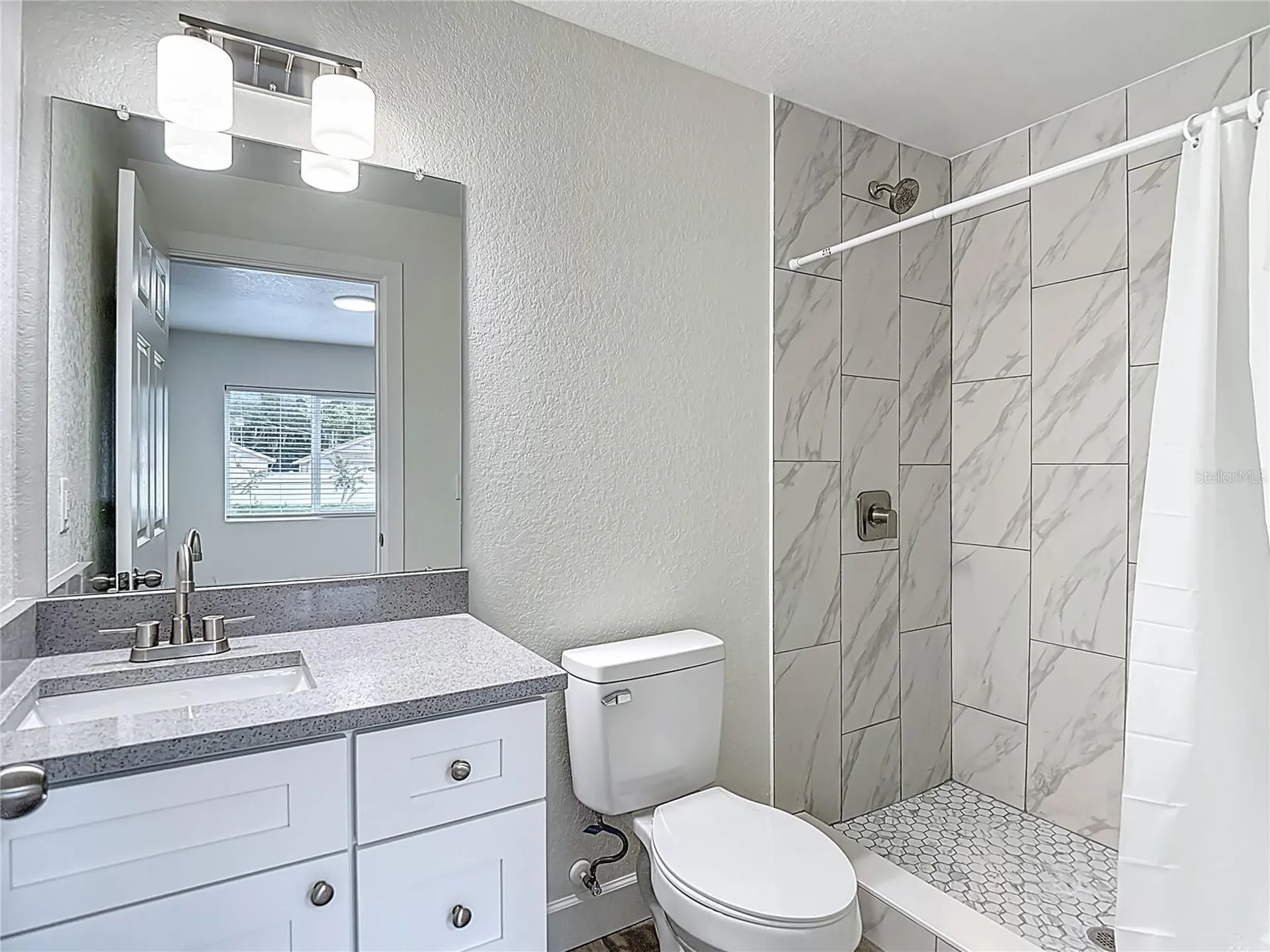 326 S Grosse Avenue Tarpon Springs FL 34689
