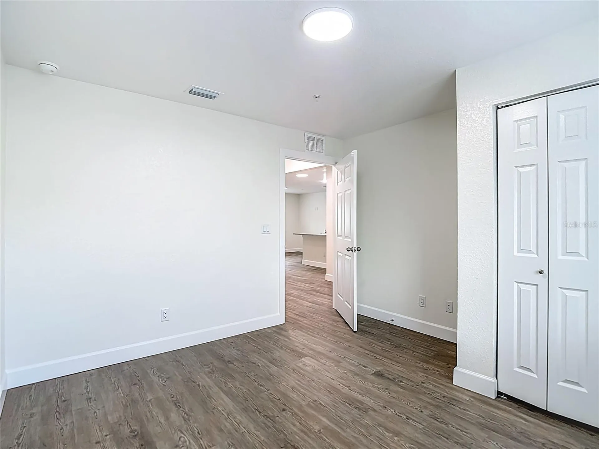 326 S Grosse Avenue Tarpon Springs FL 34689